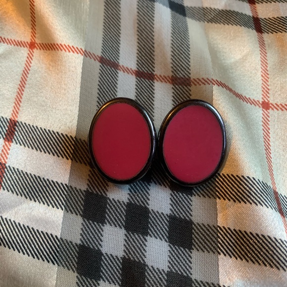 1940’s Vintage yves saint Laurent pink enamel oval earrings - Picture 2 of 6